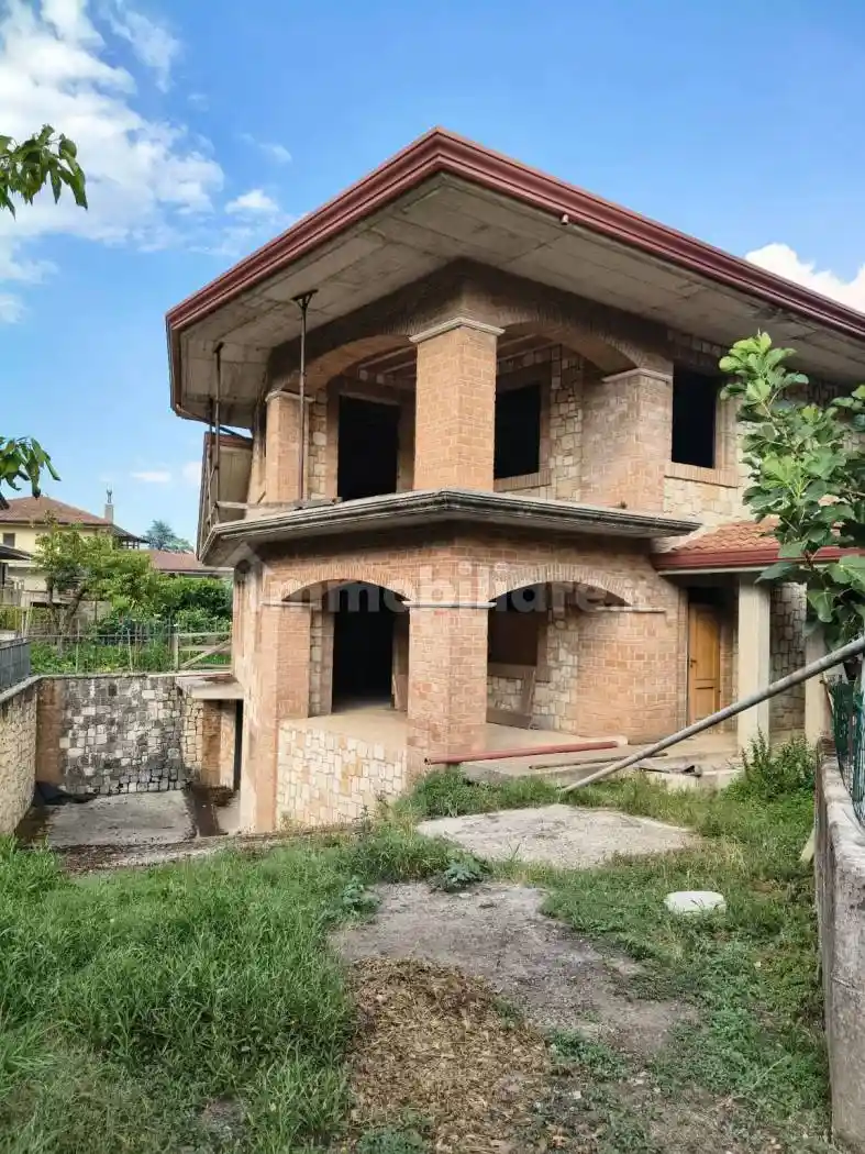 Villa in vendita a Mercogliano
