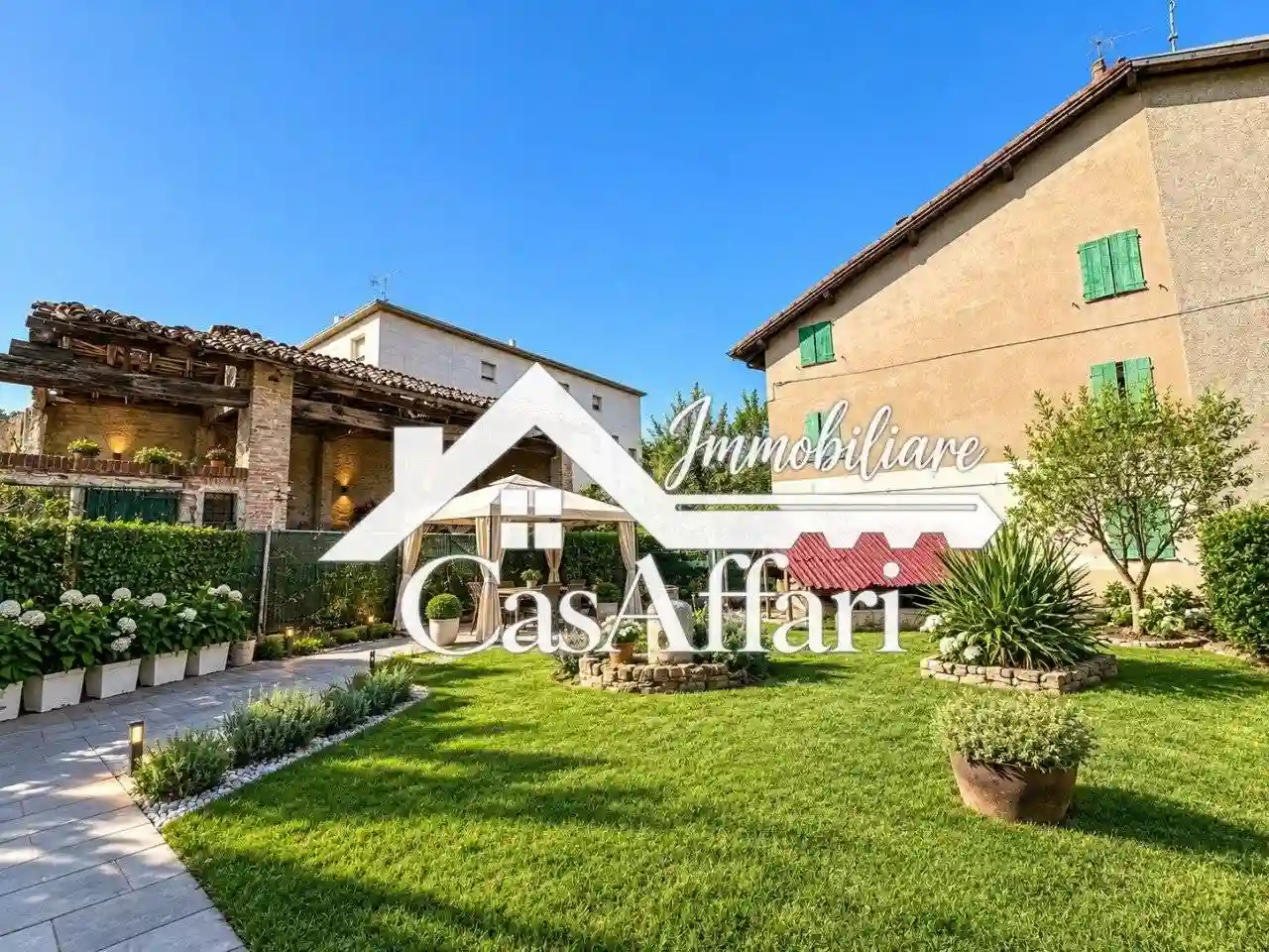 Villa - foto 2