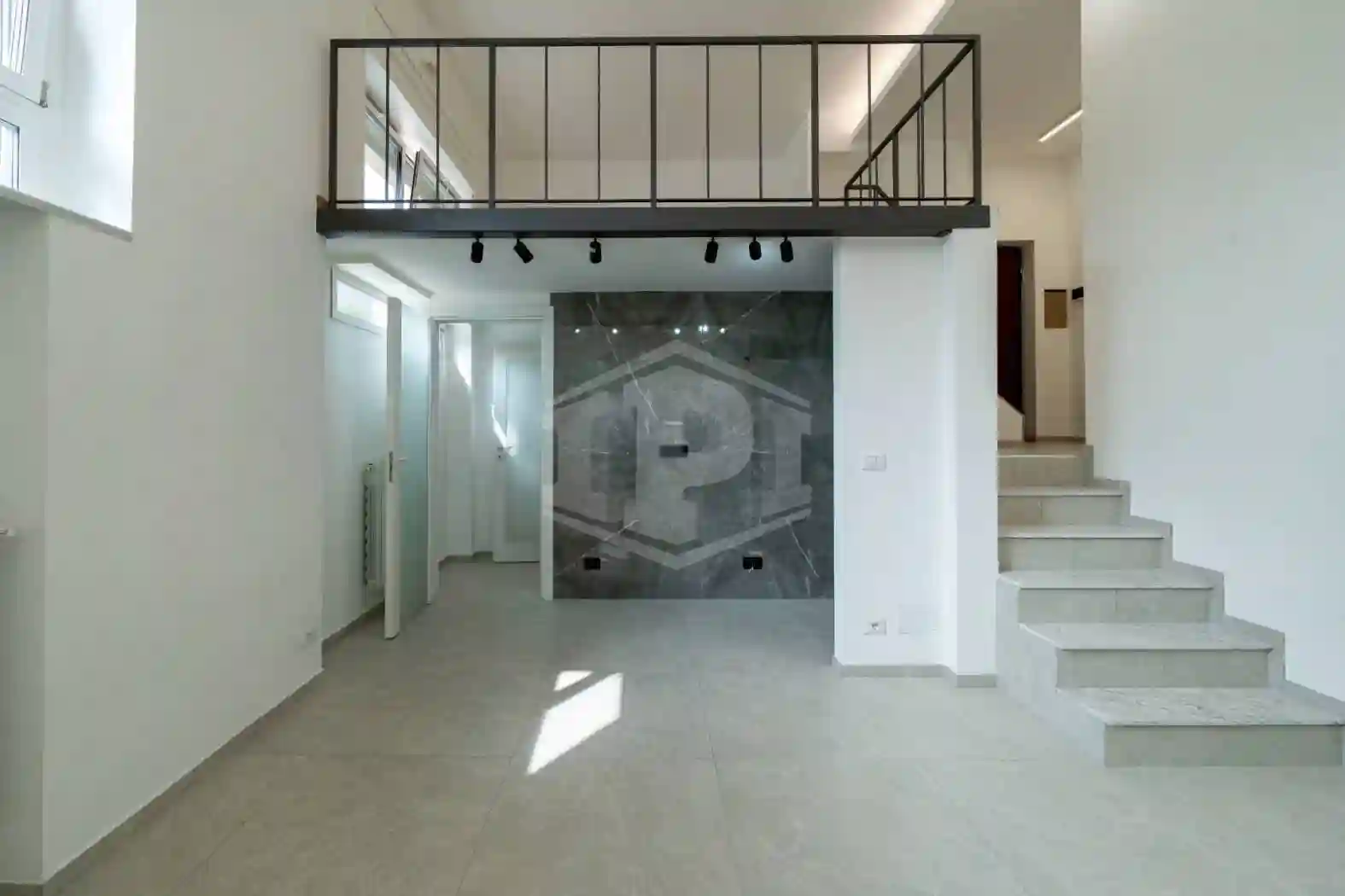 Loft - foto 2