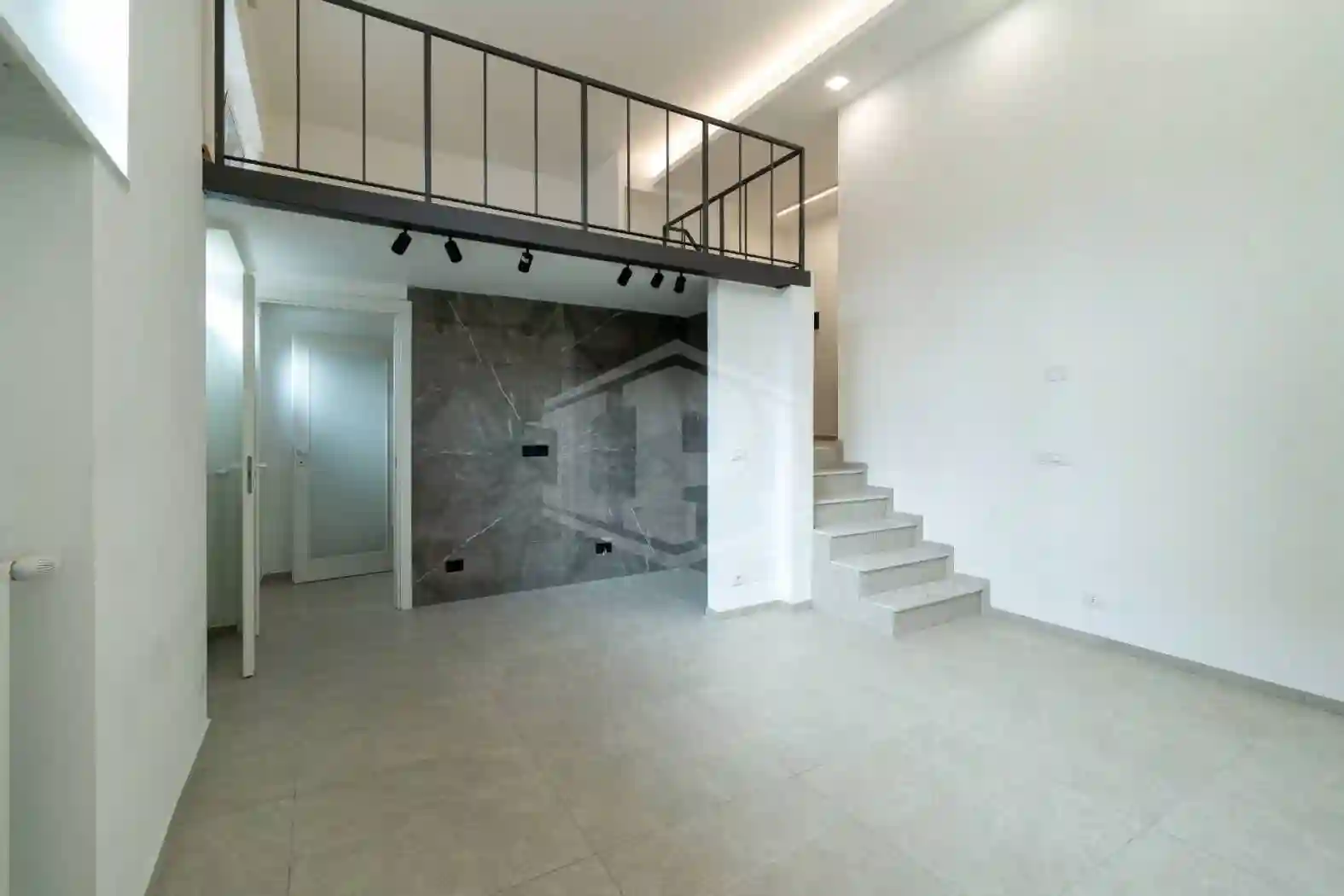 Loft - foto 3