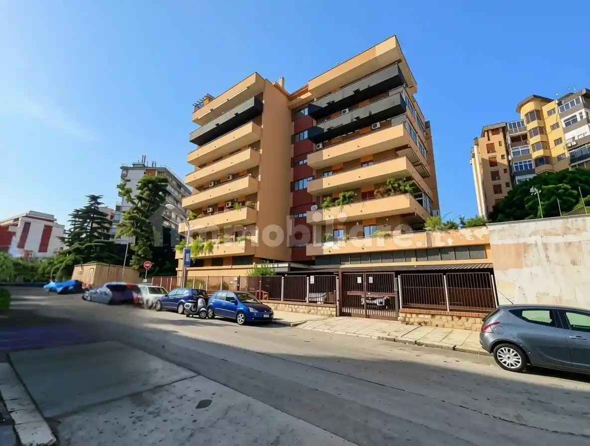Appartamento in vendita a Palermo