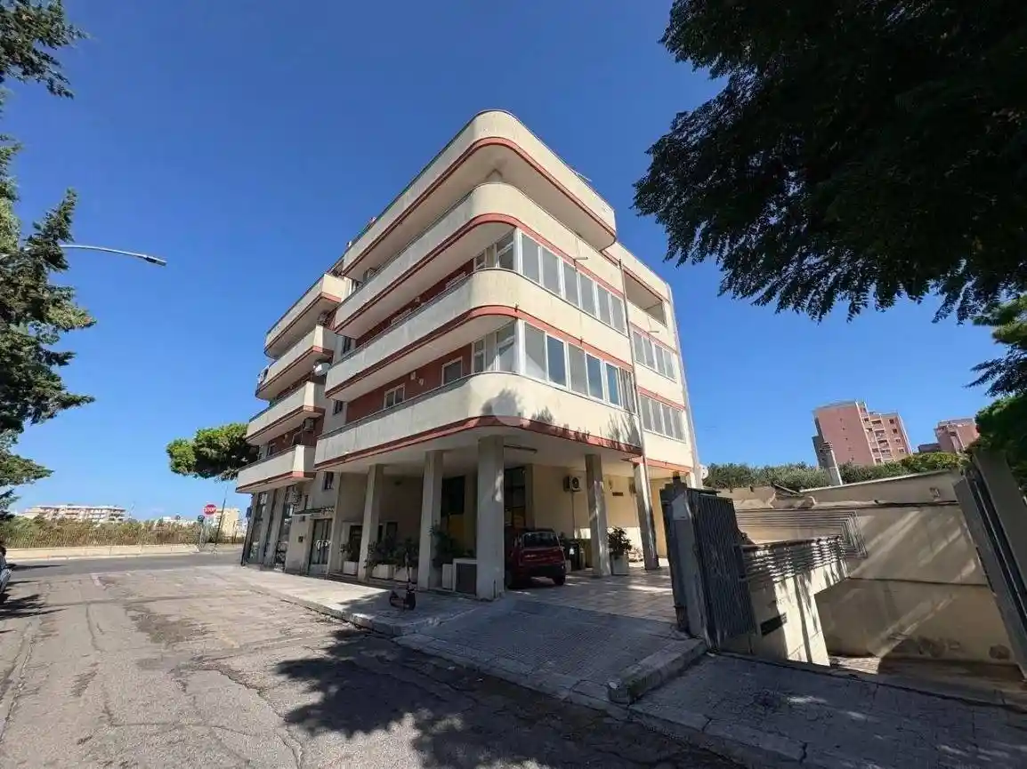 Appartamento in vendita a Brindisi