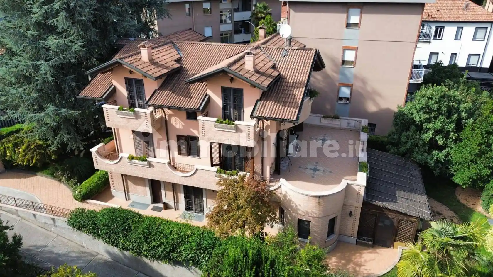 Villa in vendita a Cinisello Balsamo