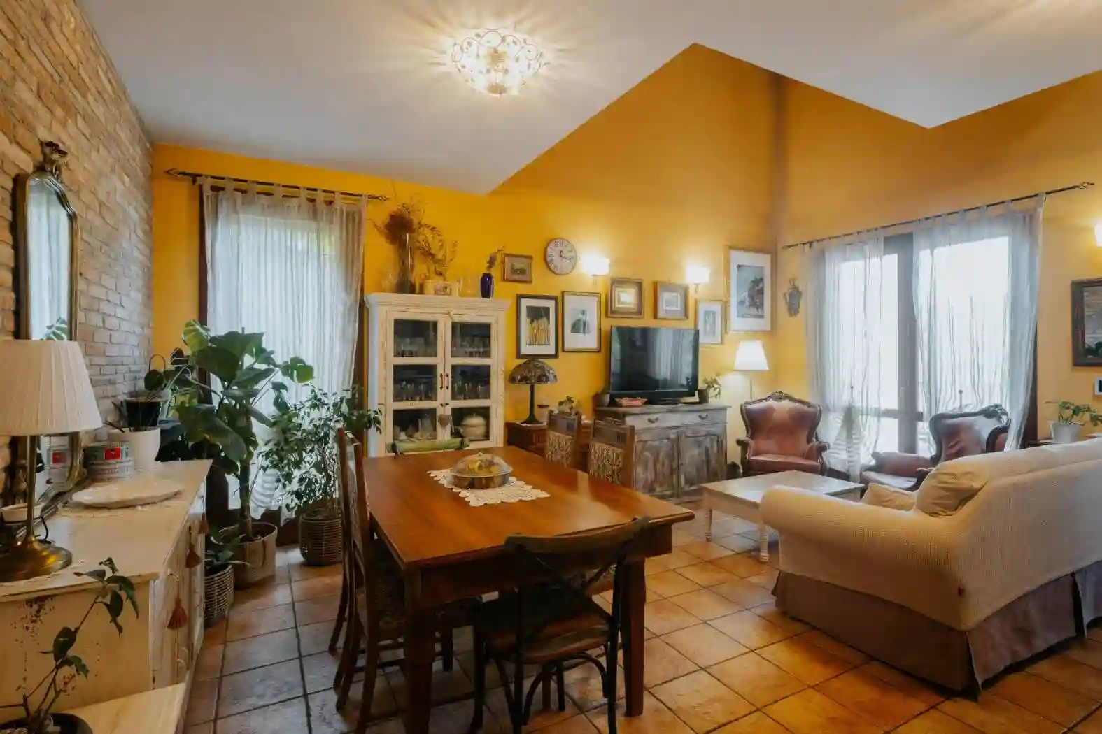Villa - foto 2