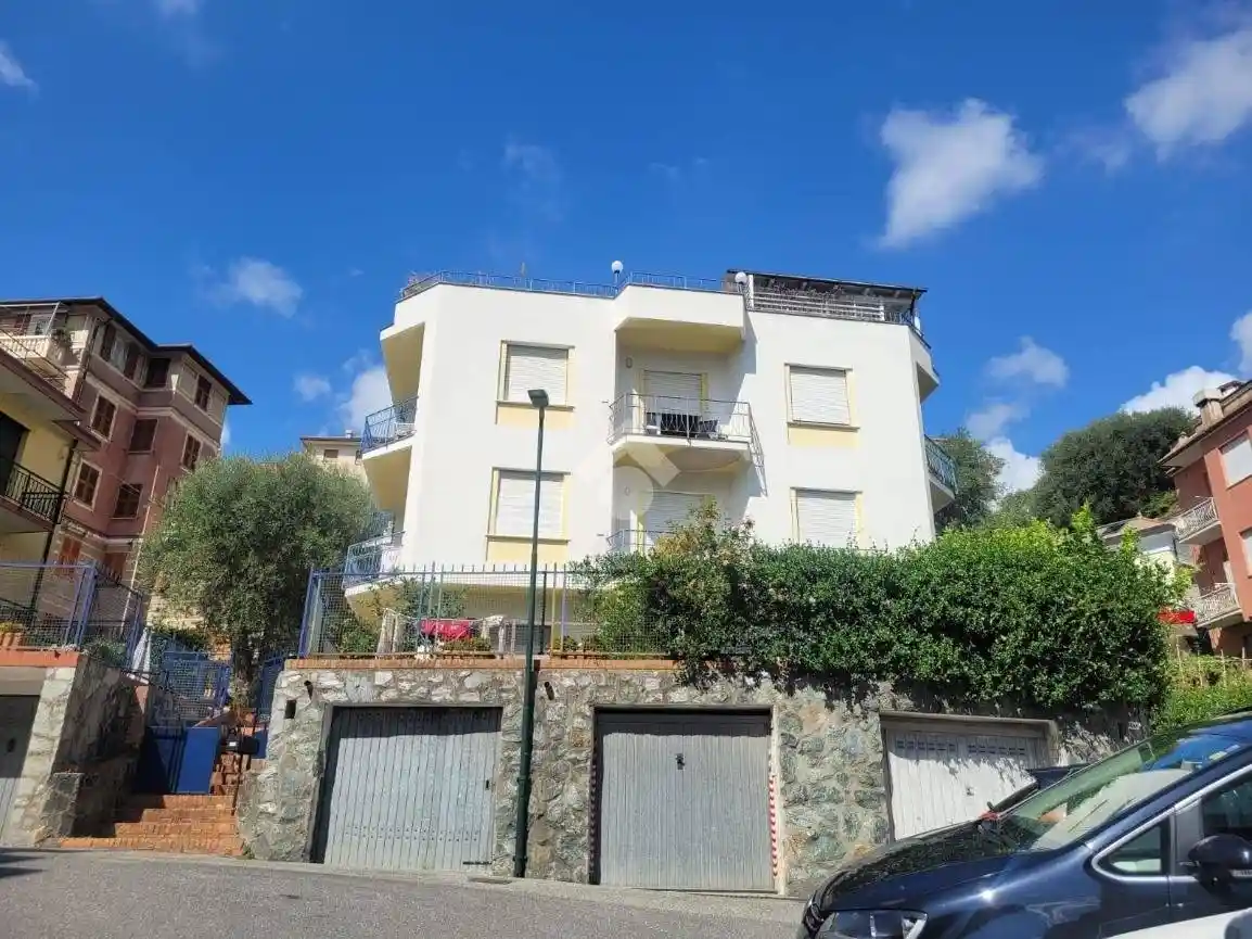 Appartamento in vendita a Arenzano