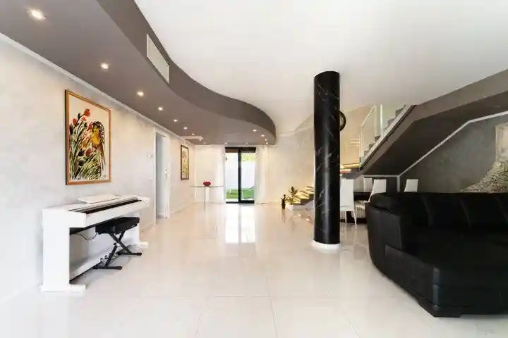 Villa in affitto a Olbia
