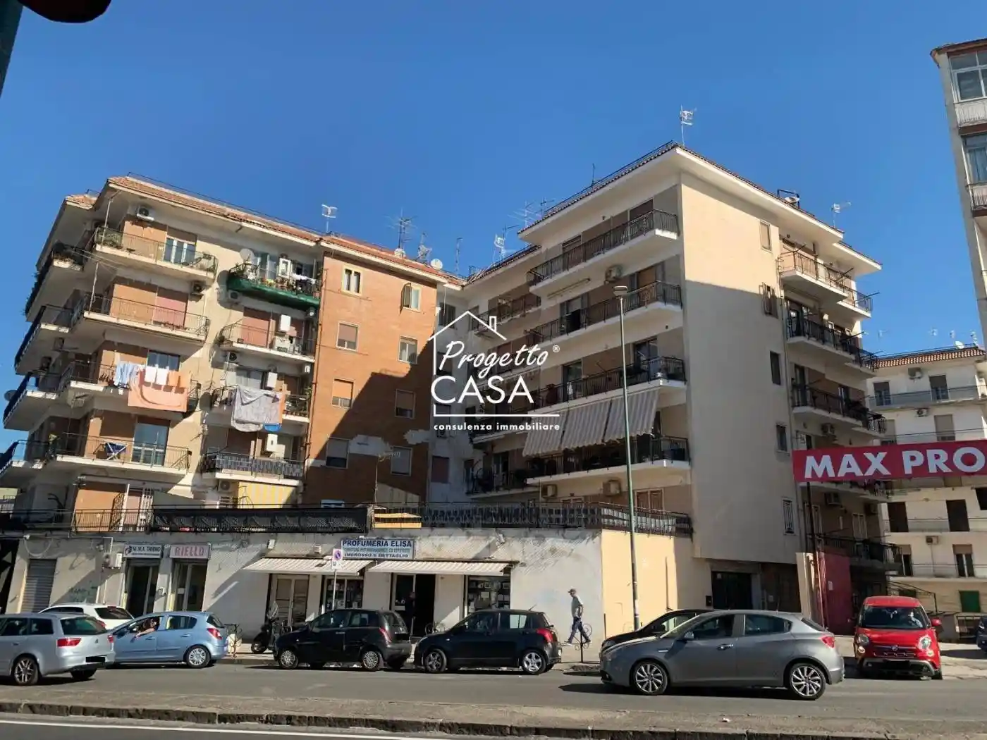 Appartamento in vendita a Napoli