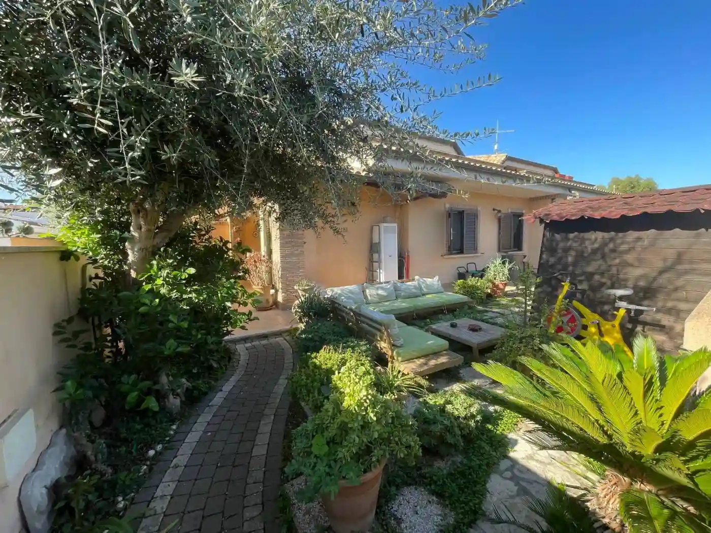 Villa - foto 2