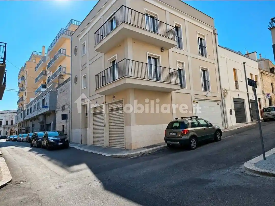 Palazzo - Edificio in vendita a Altamura