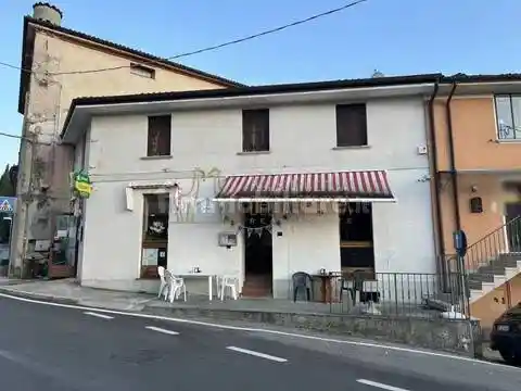 Palazzo - Edificio in vendita a Santorso