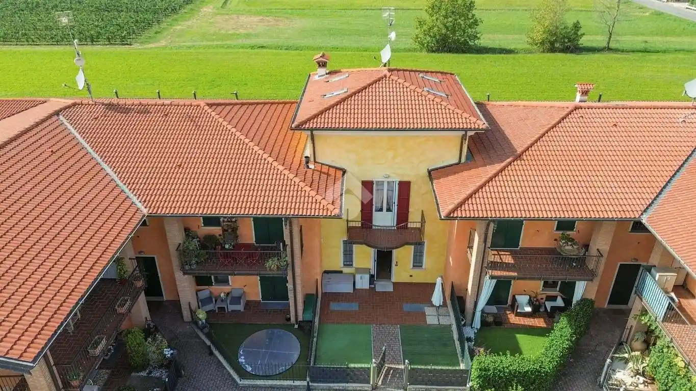 Villetta a schiera in vendita a Adro