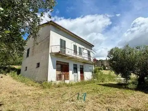 Rustico - Casale in vendita a Corridonia