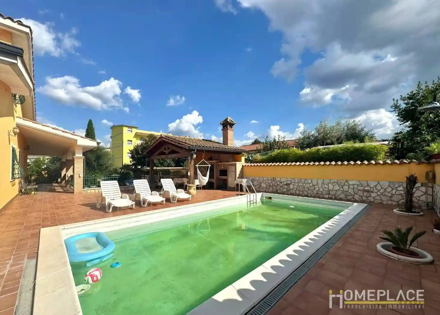 Villa - foto 2