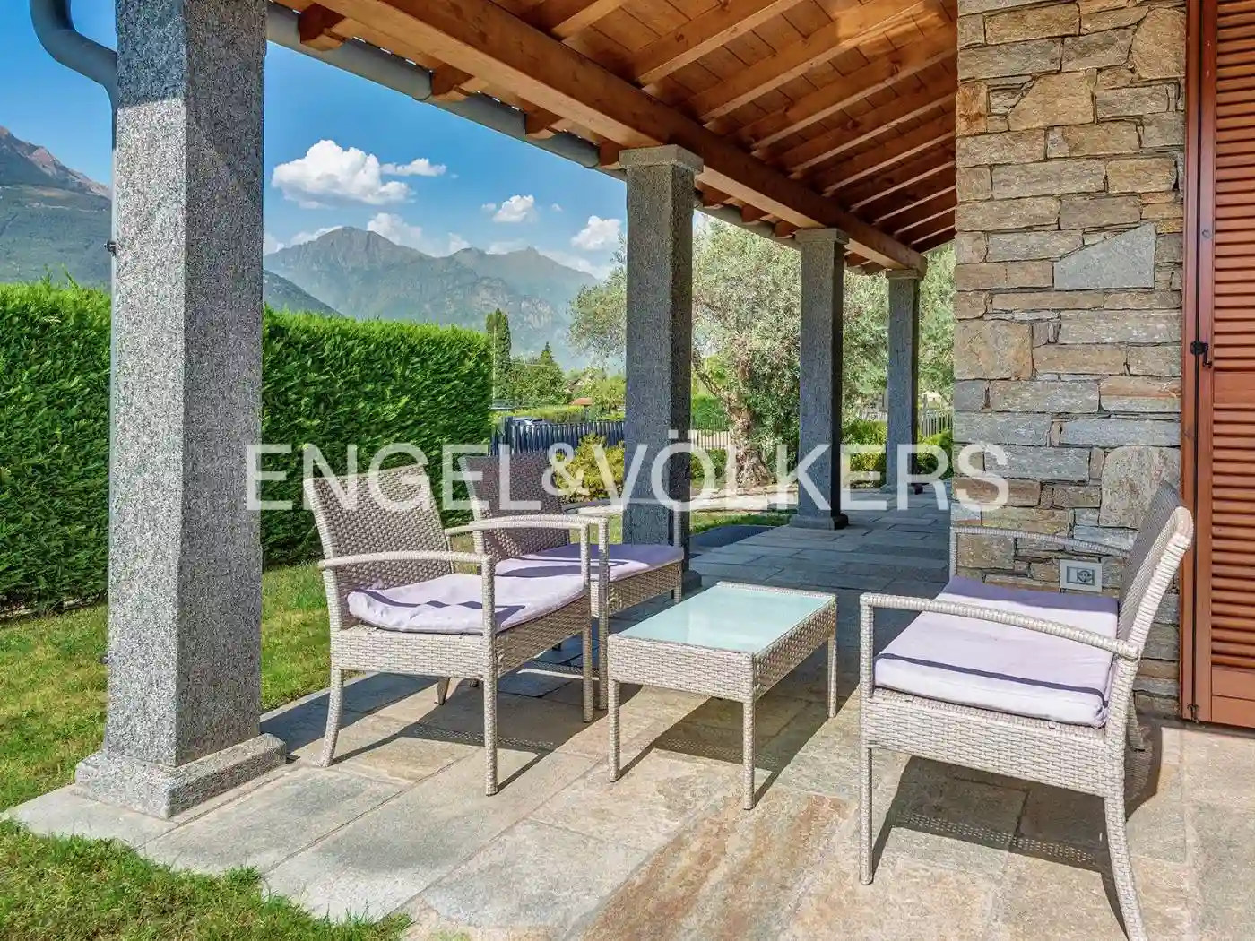 Villa - foto 2