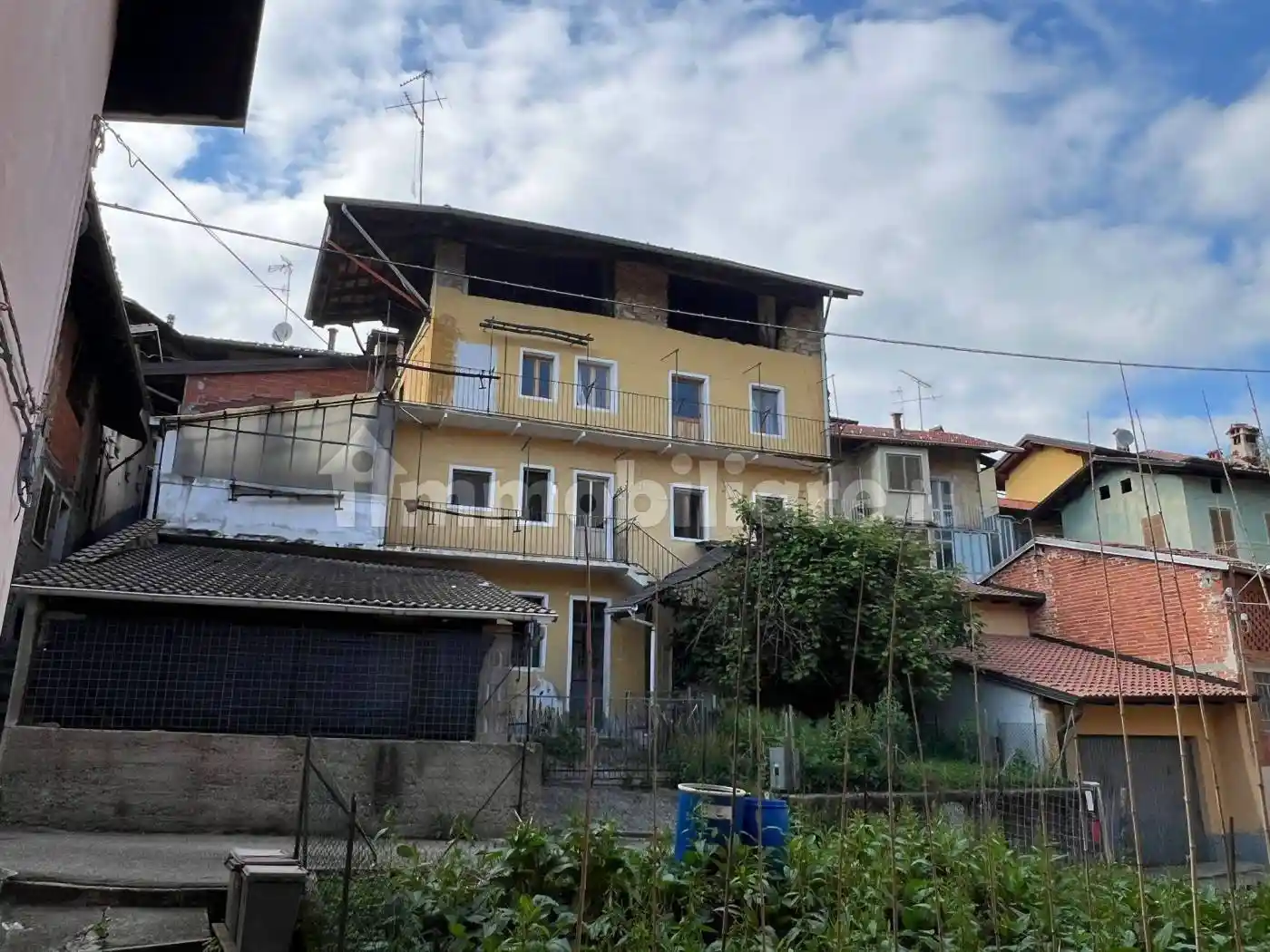 Casa indipendente in vendita a Valdilana
