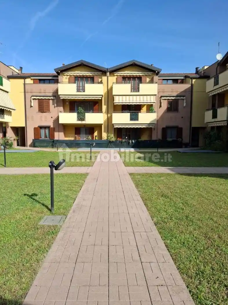 Appartamento in vendita a Cavenago di Brianza