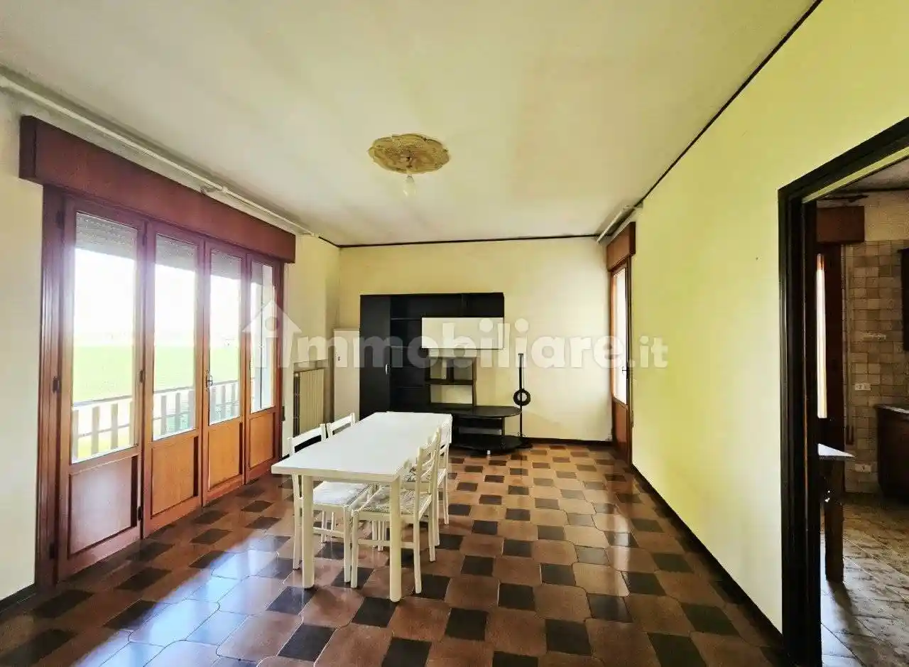 Appartamento in vendita a Villa Estense