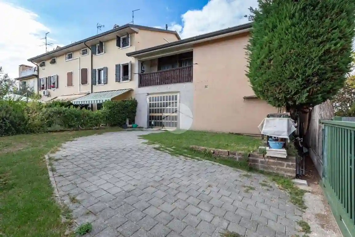 Villetta a schiera - foto 2