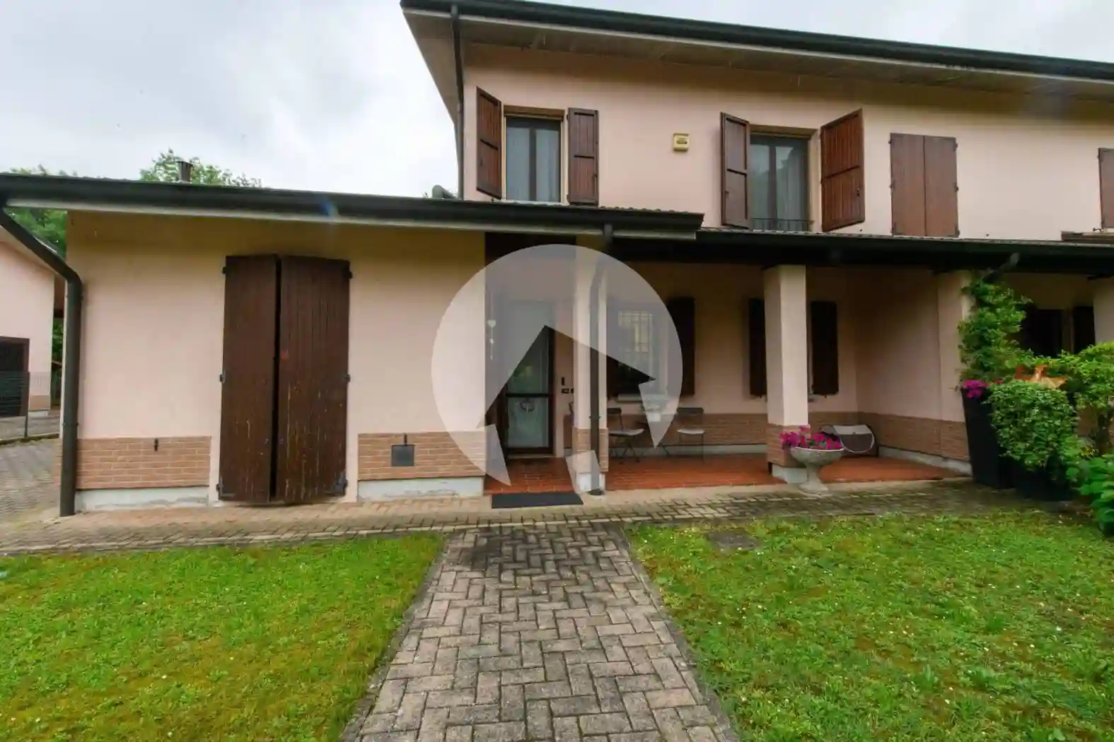 Villa - foto 2