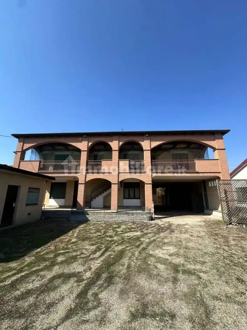 Casa indipendente in vendita a Villanova Solaro