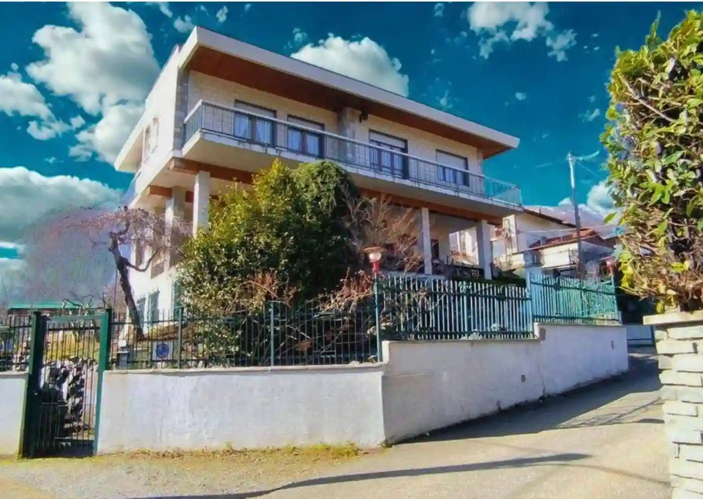Villa - foto 2