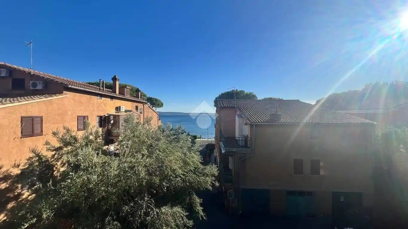 Appartamento in affitto a Trevignano Romano