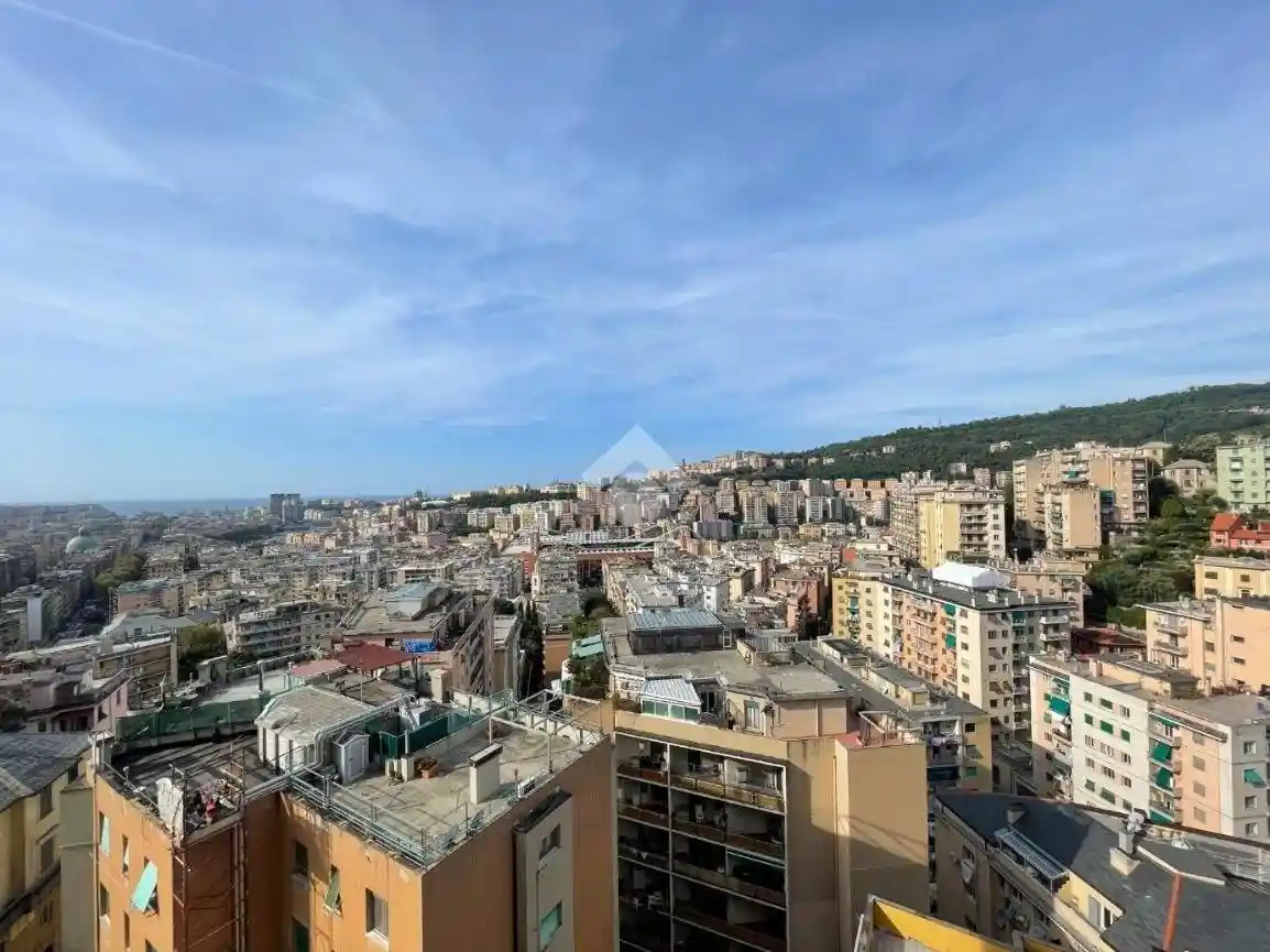Appartamento in vendita a Genova