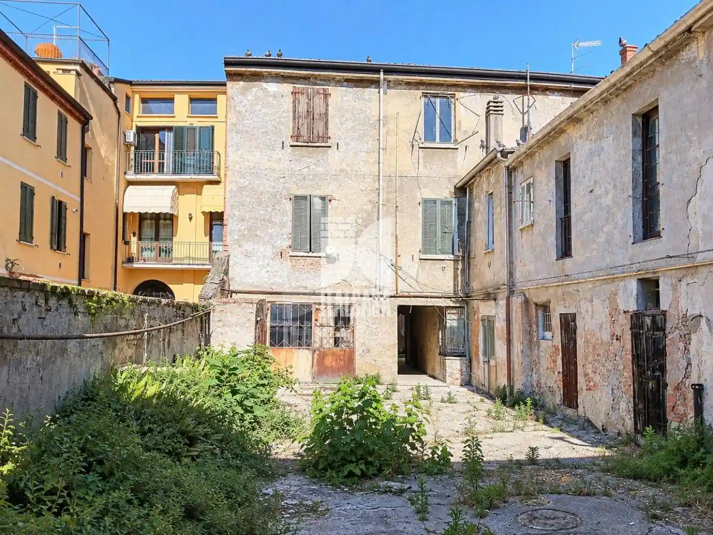 Palazzo - Edificio in vendita a Mantova