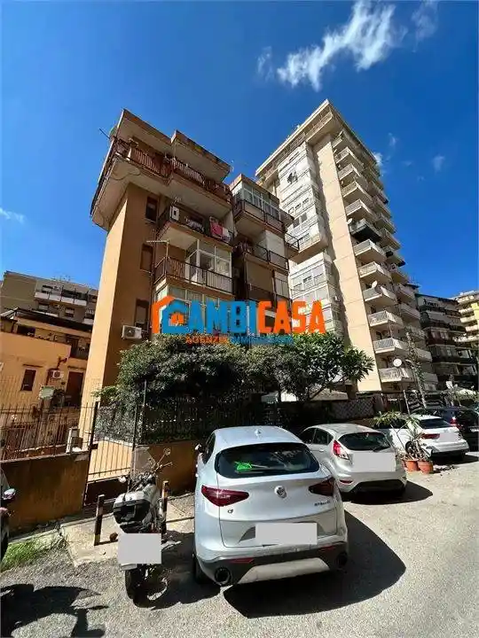 Appartamento in affitto a Palermo