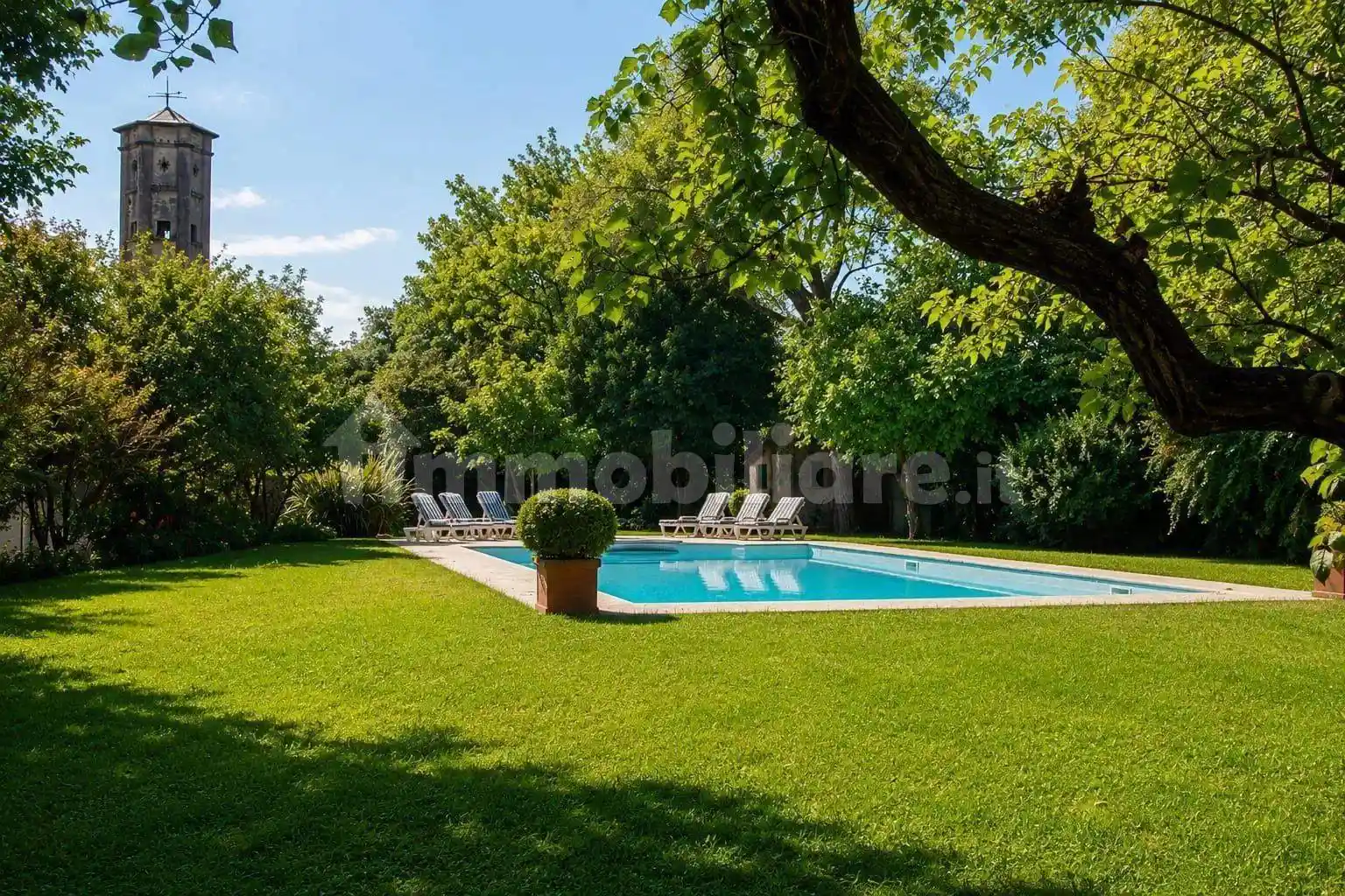 Villa in vendita a Volta Mantovana