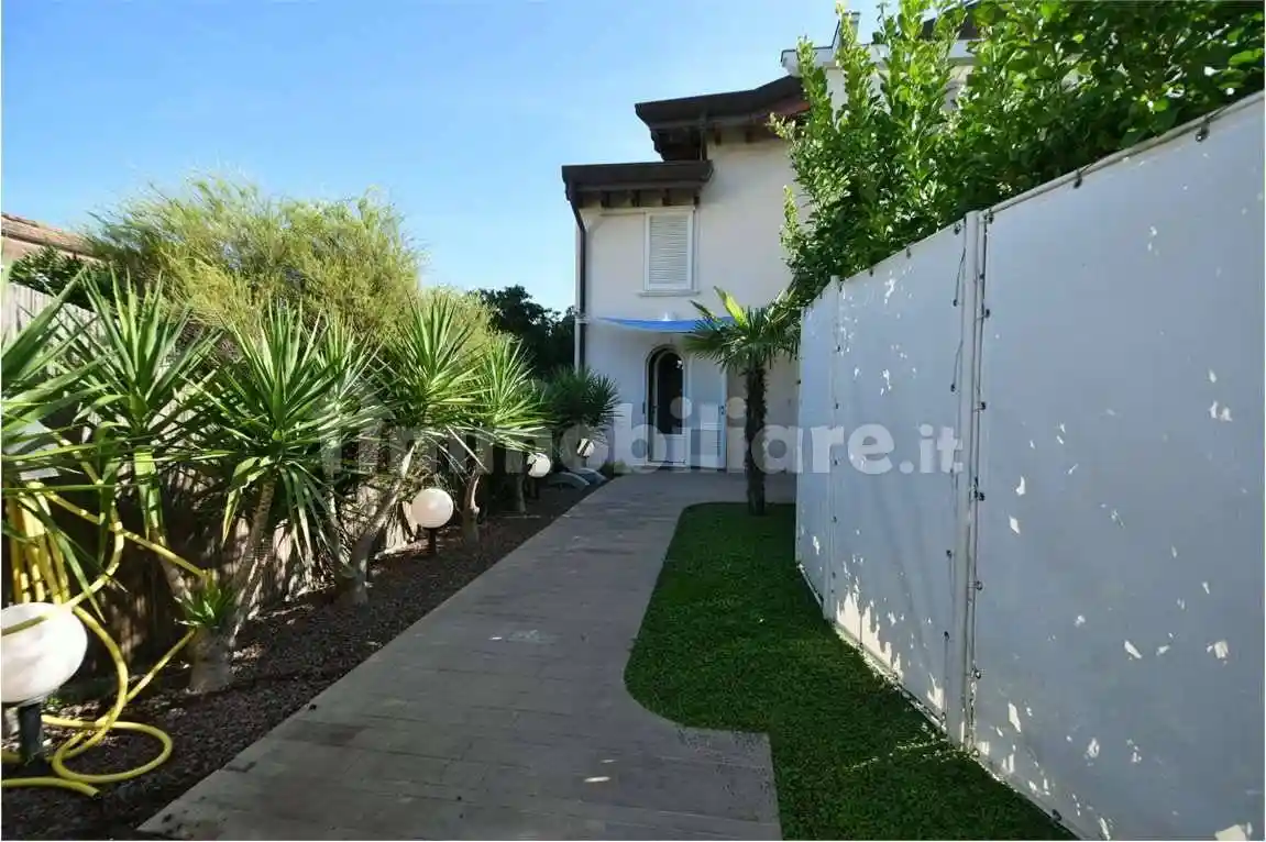 Villa in affitto a Forte dei Marmi