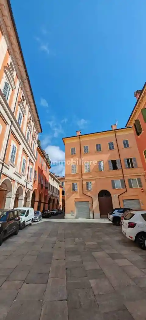 Appartamento in vendita a Modena