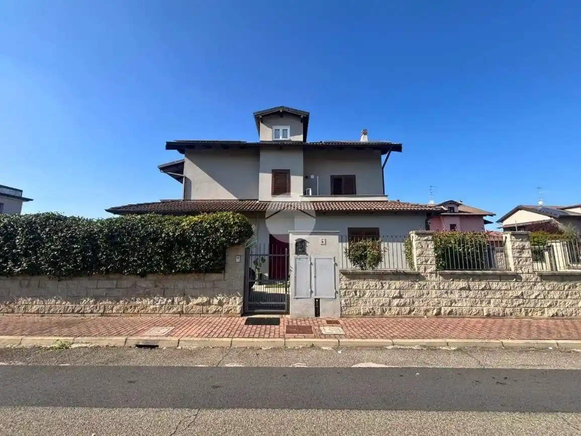 Villa in vendita a Vercelli