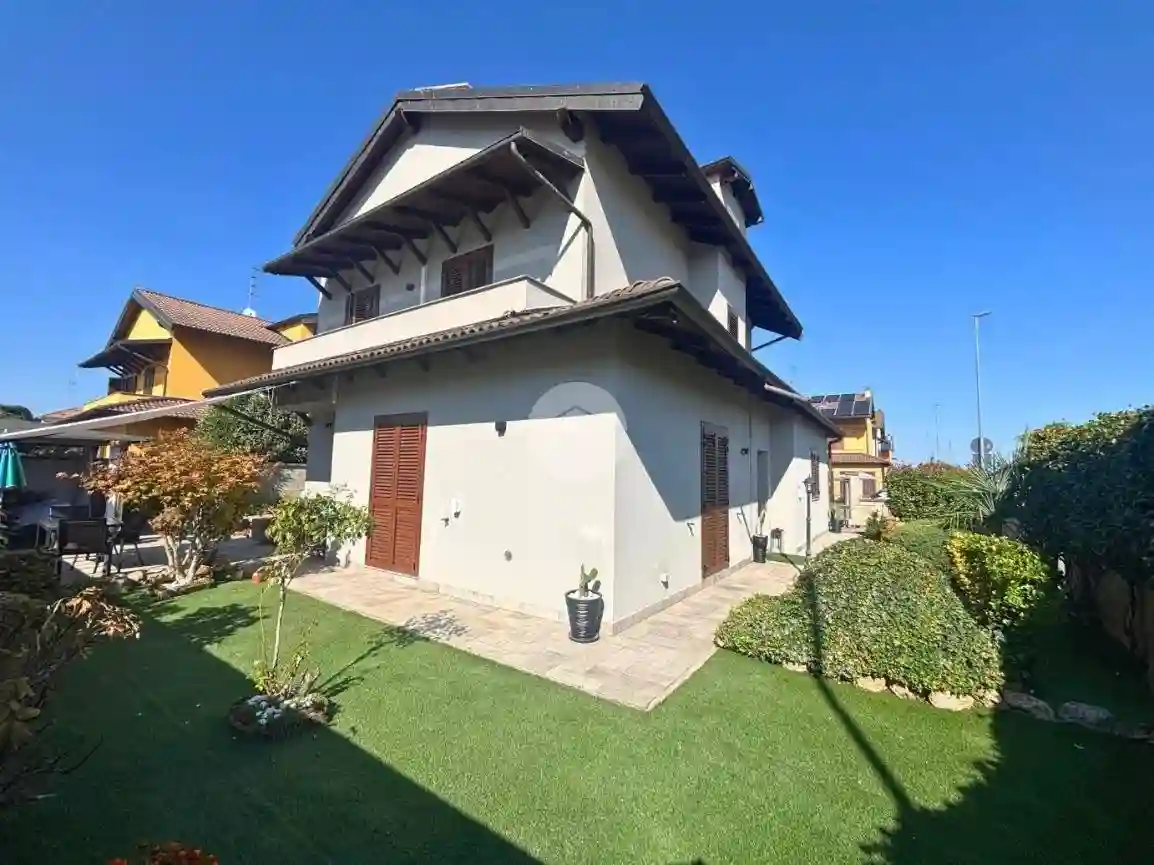 Villa - foto 2