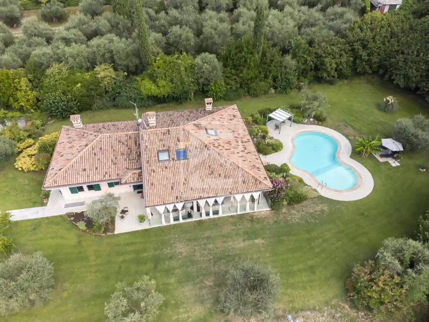 Villa - foto 2