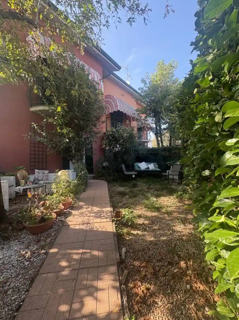 Villetta a schiera in vendita a Boltiere