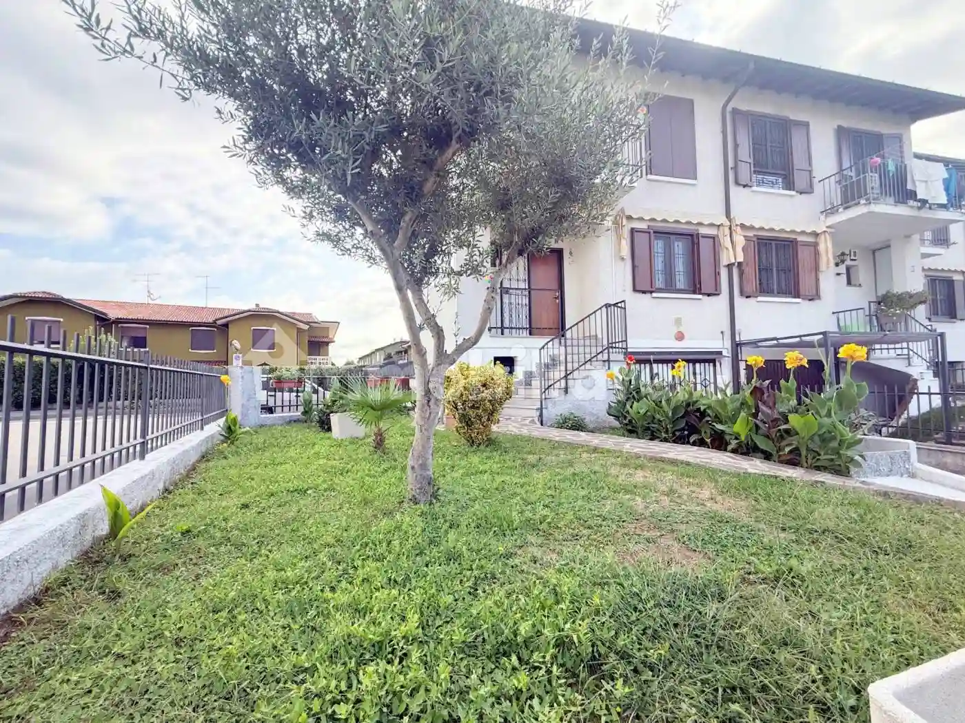 Villetta a schiera - foto 2