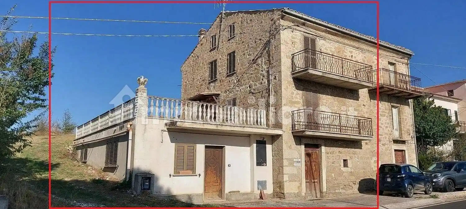 Villa in vendita a Roccascalegna