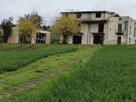 Villa in vendita a Casoli