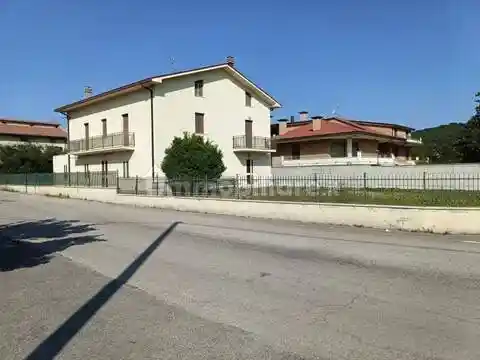 Villa in vendita a Altino