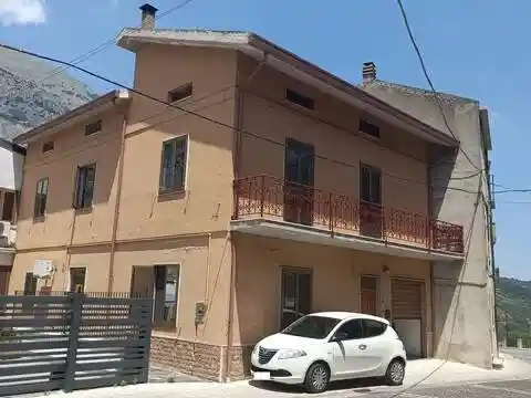 Villa in vendita a Fara San Martino