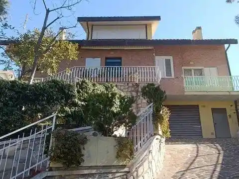 Villa in vendita a Casacanditella