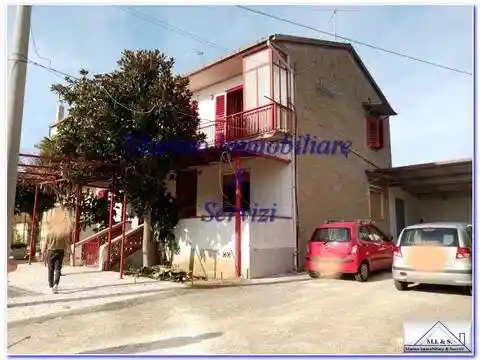 Villa in vendita a Calvi Risorta