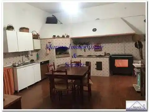 Villa in vendita a Pastorano