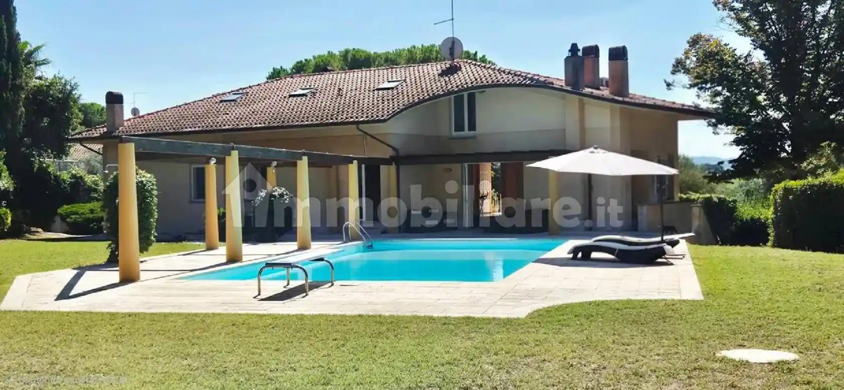 Villa in vendita a Pesaro