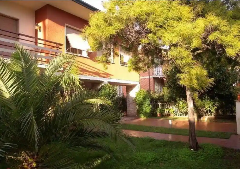 Villetta a schiera in vendita a Modena