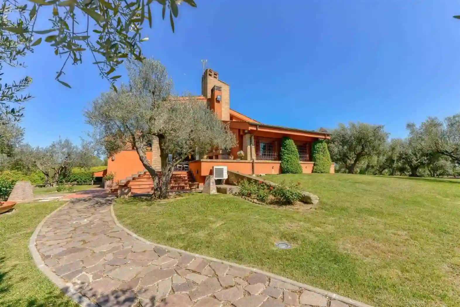 Villa - foto 4