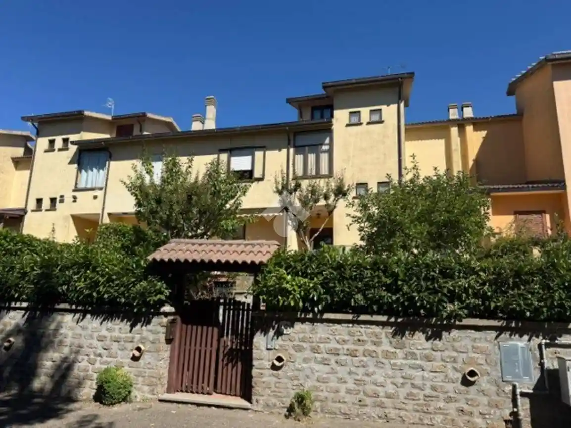 Villetta a schiera in vendita a Montefiascone