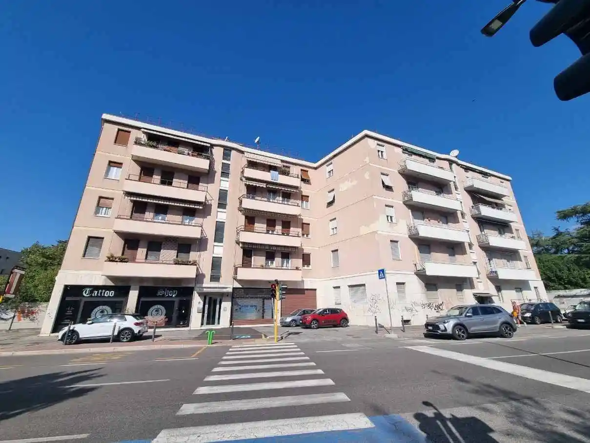Appartamento in vendita a Brescia