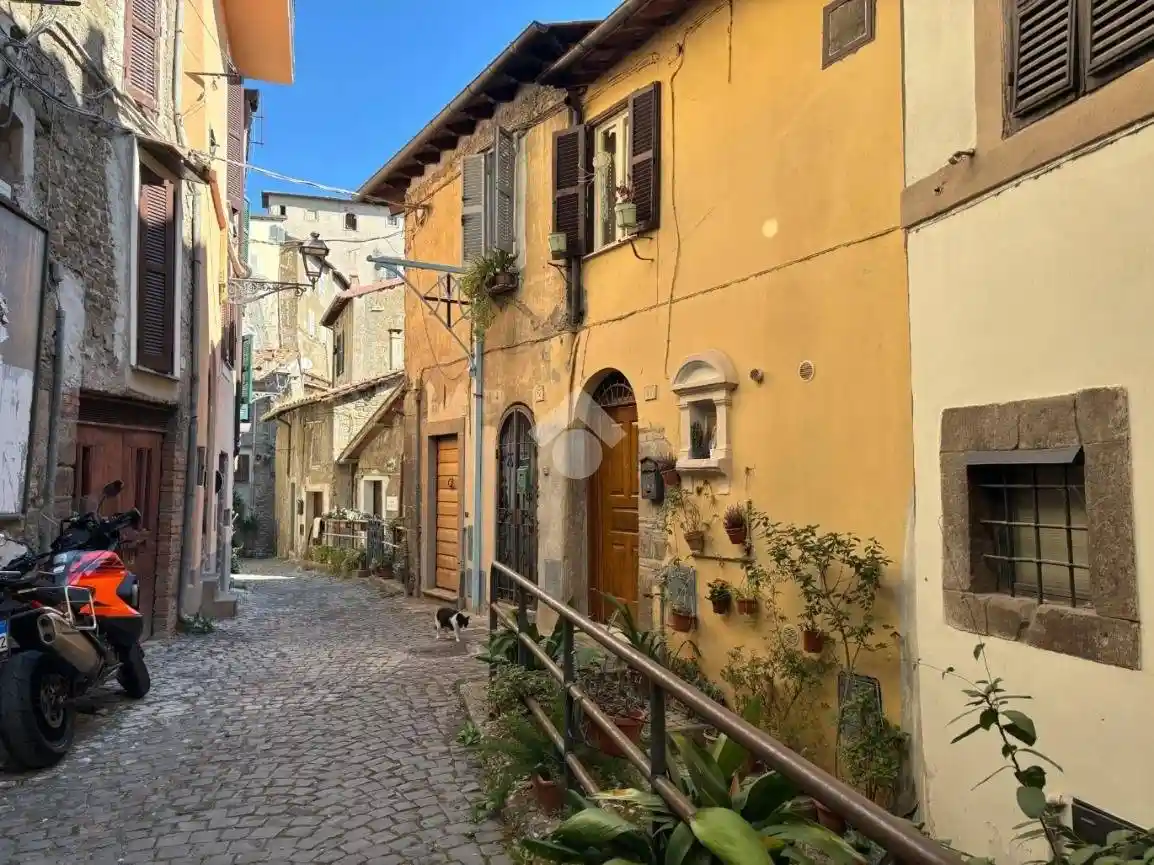 Appartamento in vendita a Genazzano